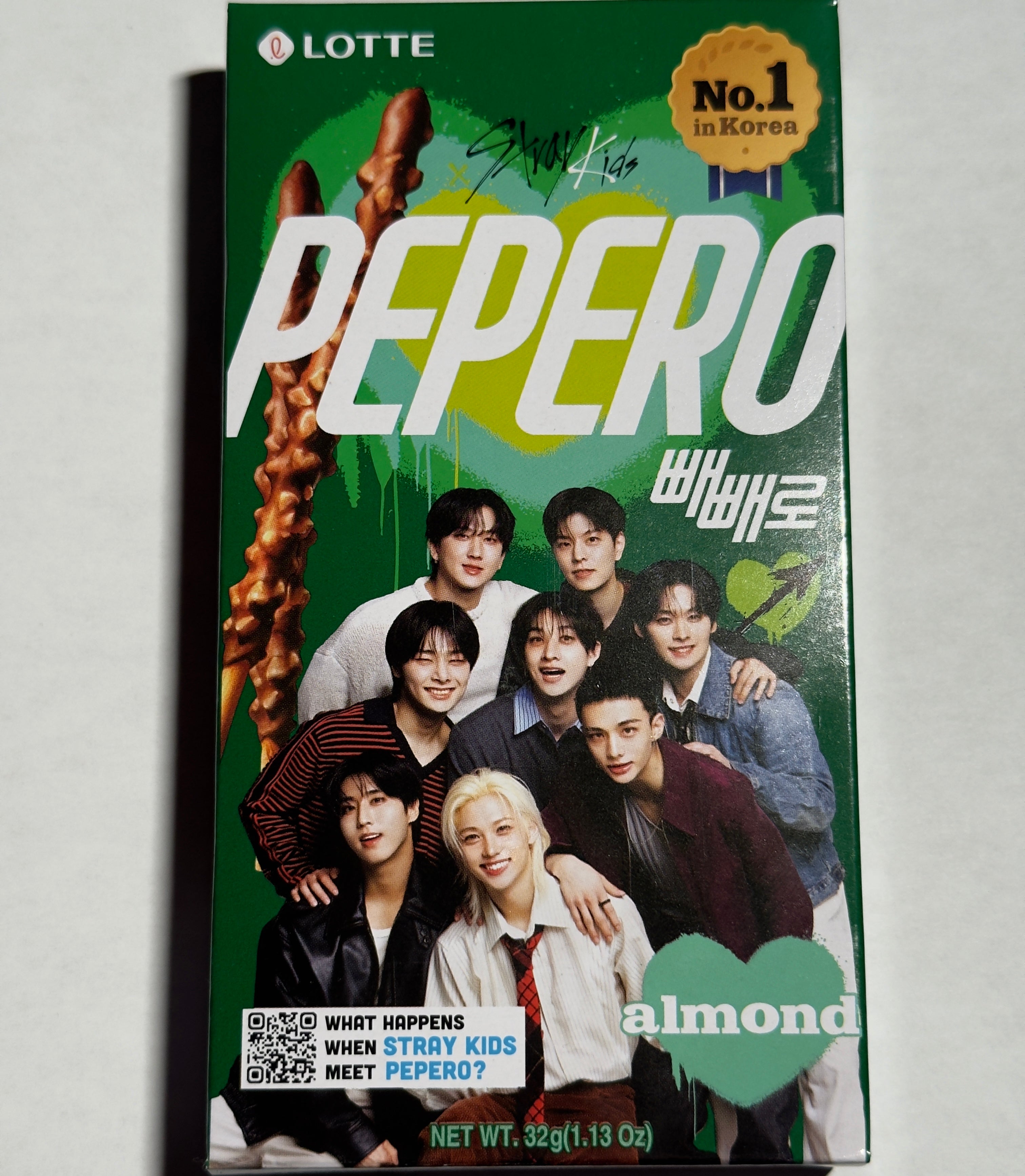 Stray Kidz xPepero Collab - Almond