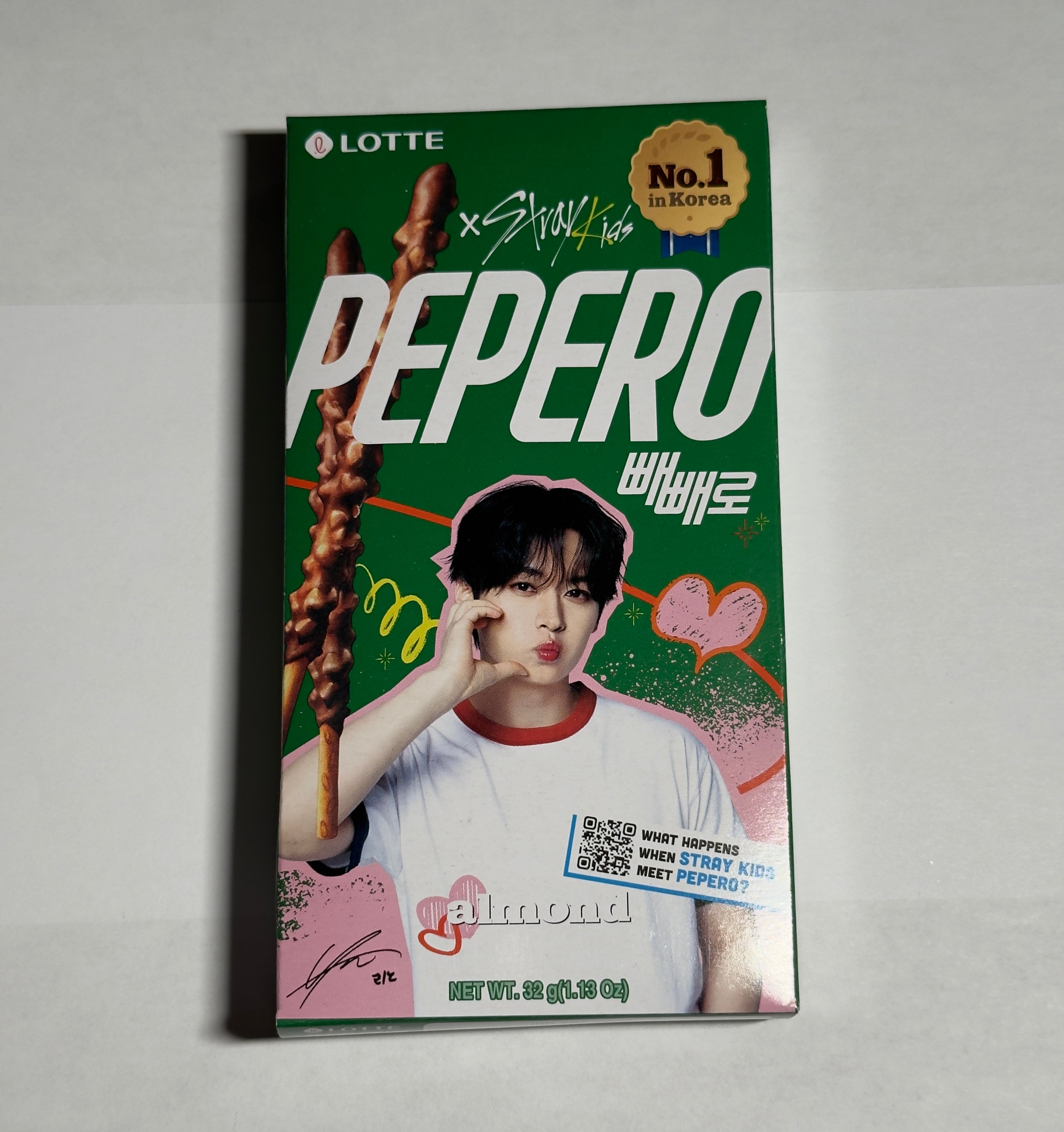 Stray Kidz xPepero Collab - Almond (Member)