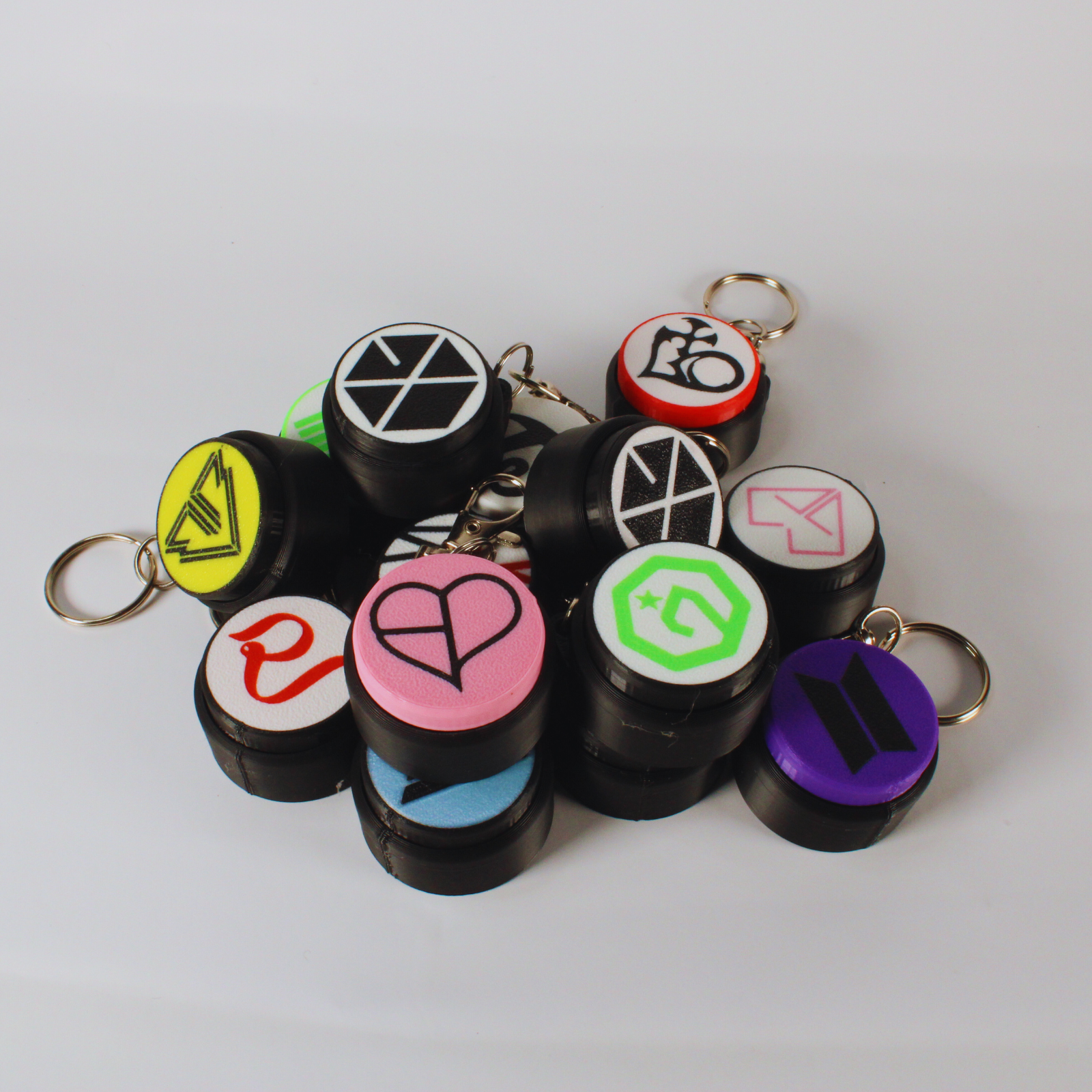 K-pop Keyboard Clicker Keychains